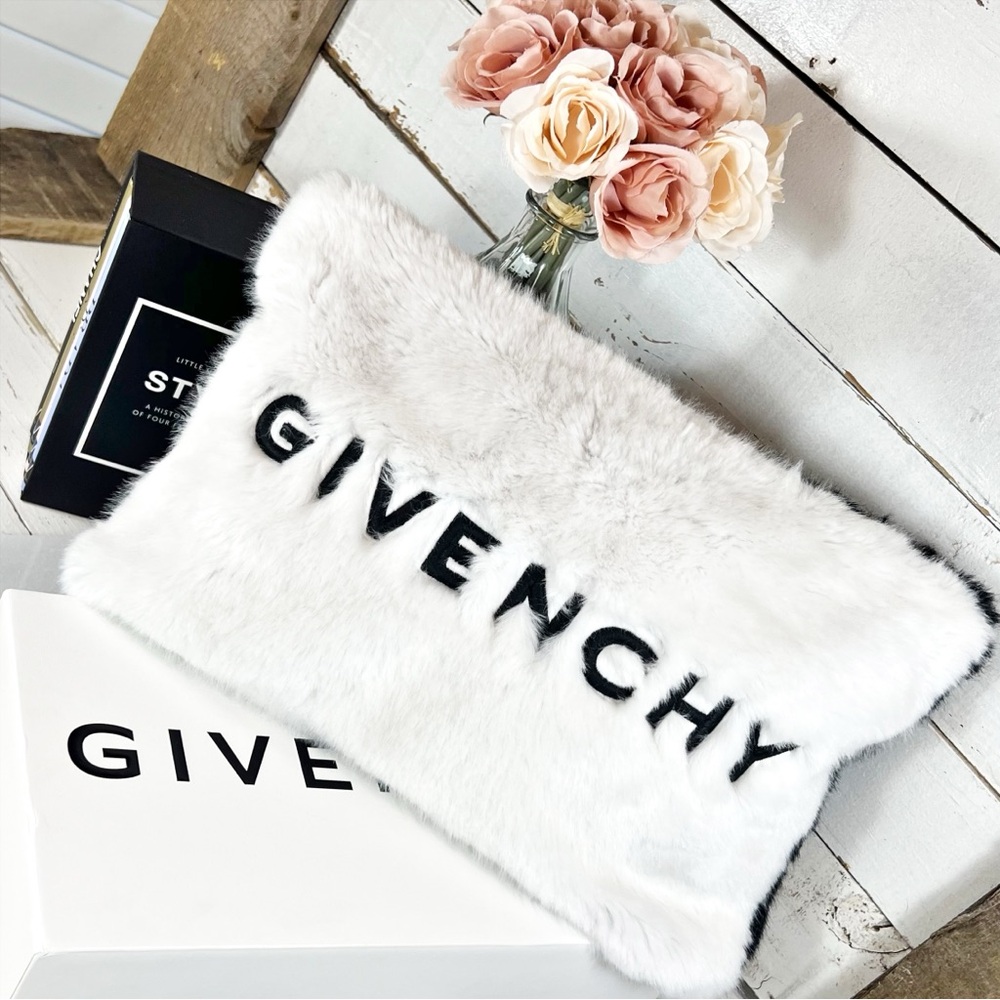 Givenchy Large Black & White Fur Two Tone GV3 Pouch/Clutch - Picture 2 of 9